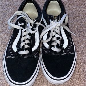Black & white vans